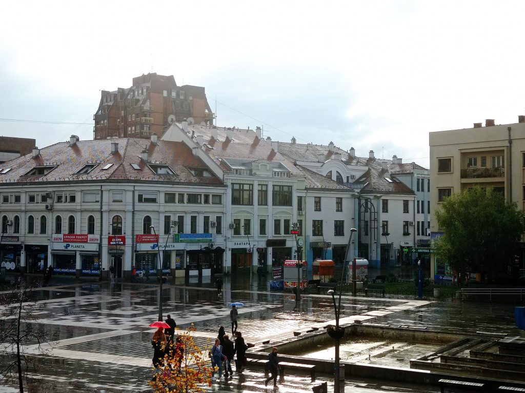 киша, мима
