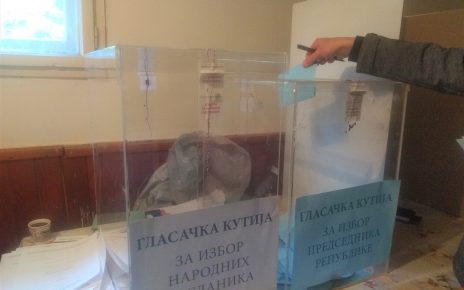 Гласање (фото: Ј. С.)