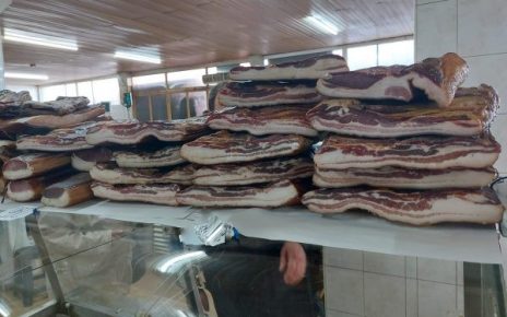 пијаца, сланина